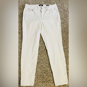 Nine West Women Crisp White Skinny Jeans